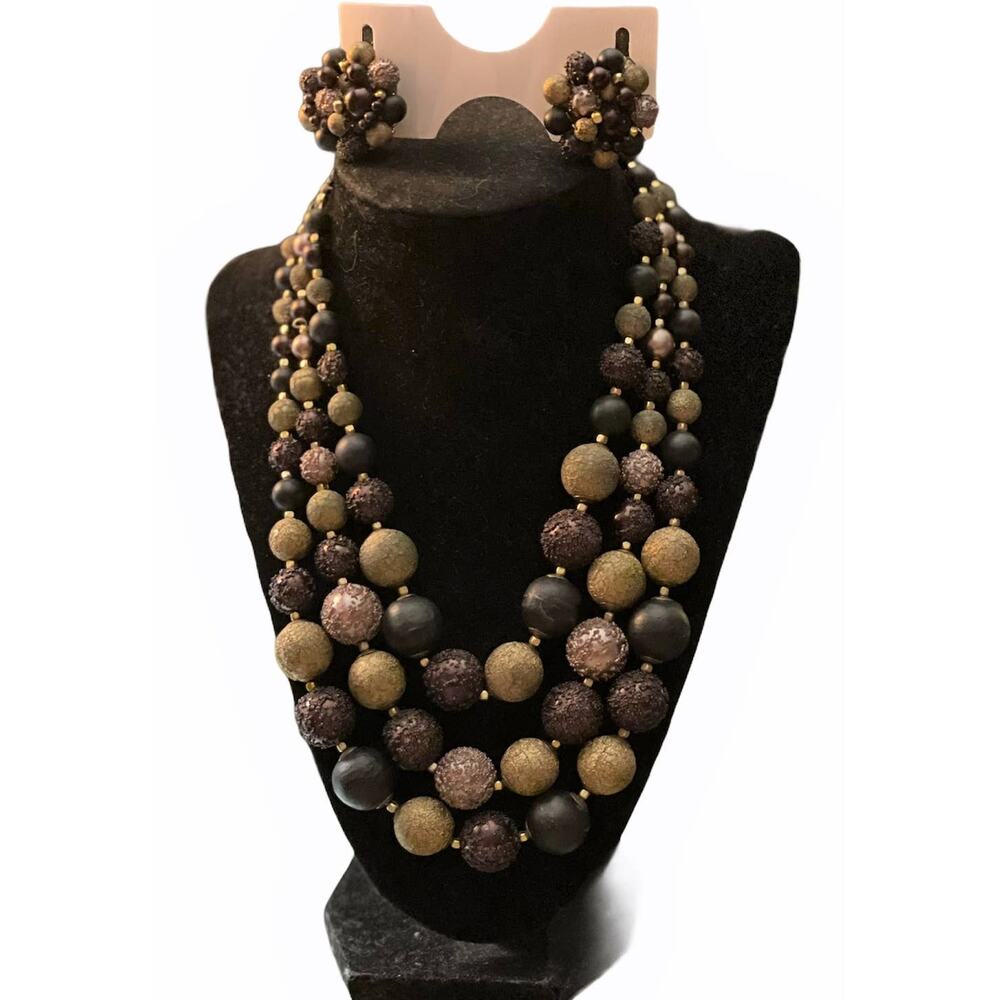 Vintage triple layered necklace & clip earrings Jewelry Set EUC